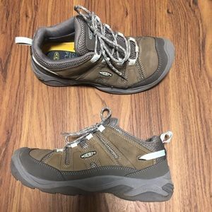 Women’s Keen Circadia Shoes 9.5